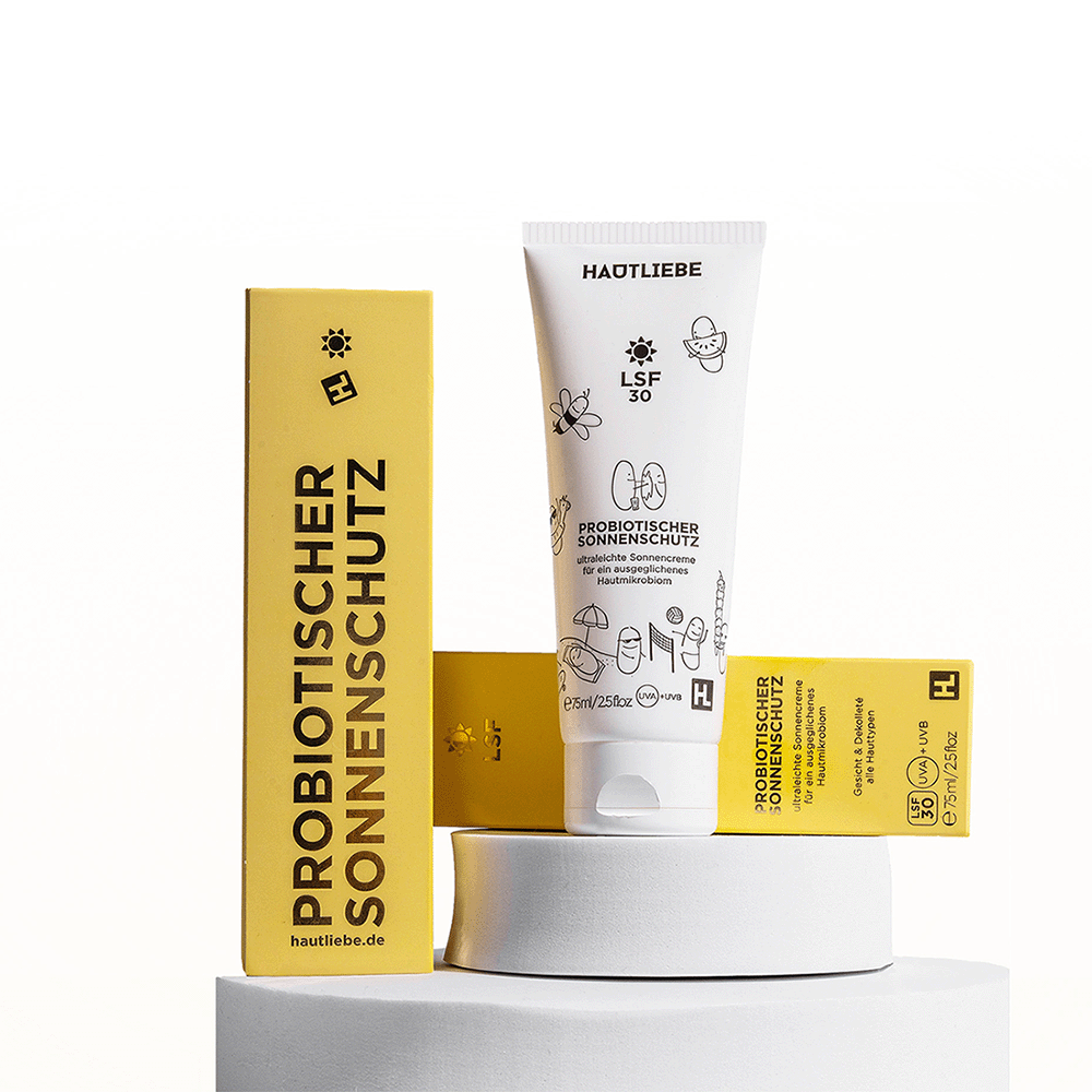 Produktpräsentation von unserer Sonnencreme. Die Hautliebe Sonnencreme ist ideal für jeden Hauttyp und schnell einziehend. Einfach auftragen und die Sonne genießen.